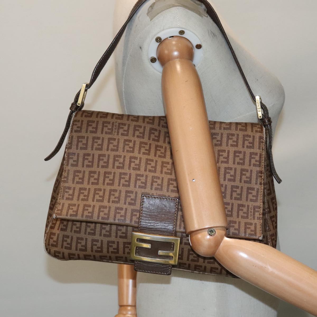 FENDI Zucchino Canvas Mamma Baguette Shoulder Bag Brown Gold Auth ep5786