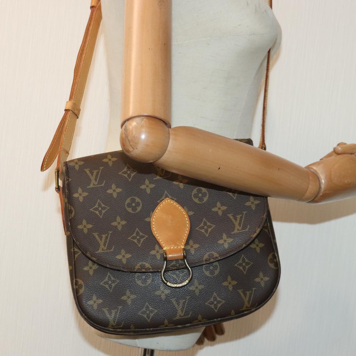 LOUIS VUITTON Monogram Saint Cloud GM Shoulder Bag M51242 LV Auth ep5799