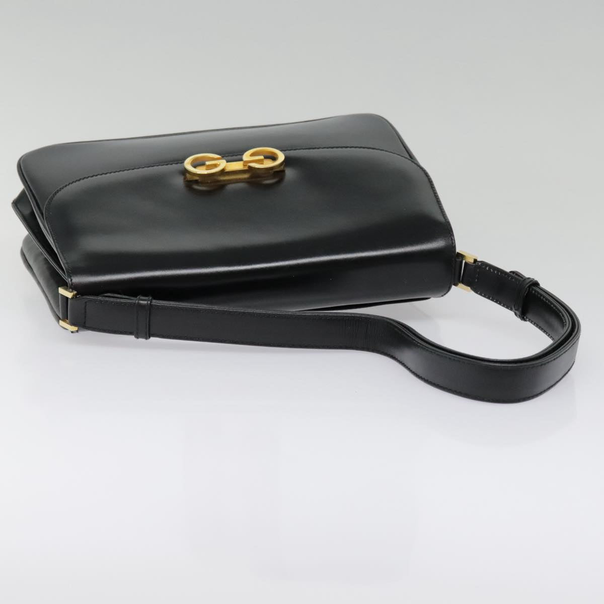 GUCCI Shoulder Bag Leather Black Gold Auth ep5802