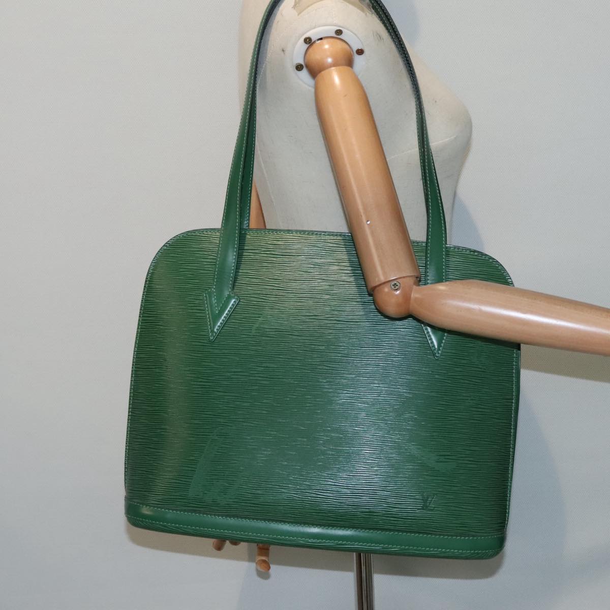 LOUIS VUITTON Epi Lussac Shoulder Bag Green M52284 LV Auth ep5806