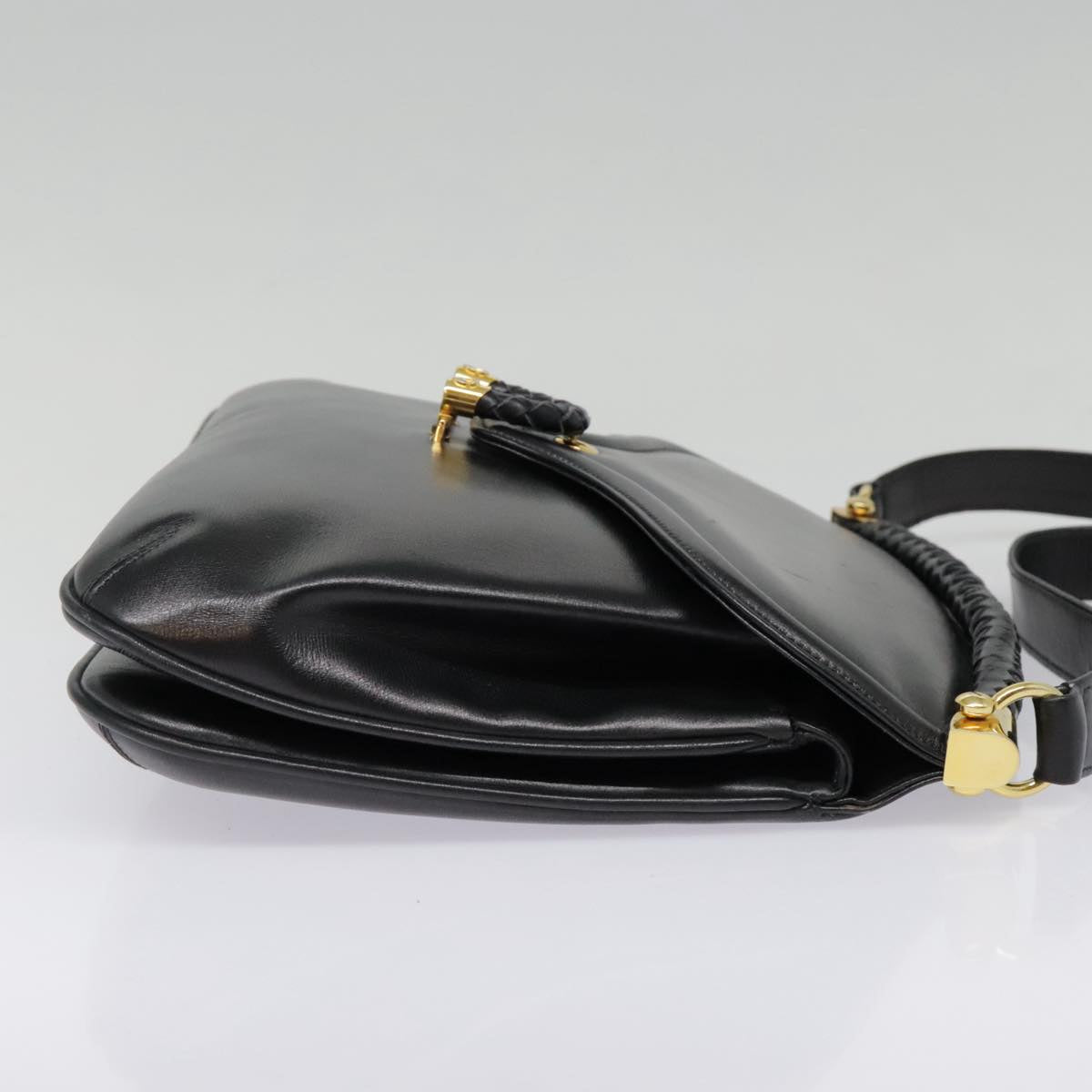 GUCCI Shoulder Bag Leather Black Gold Auth ep5949