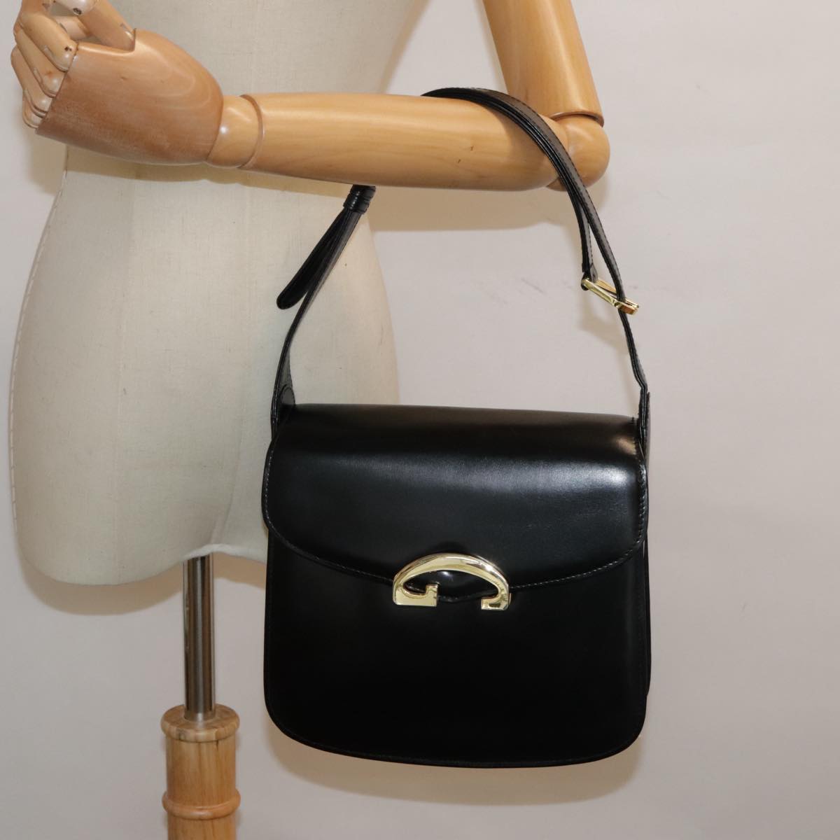 GUCCI Shoulder Bag Leather Black Auth ep5961