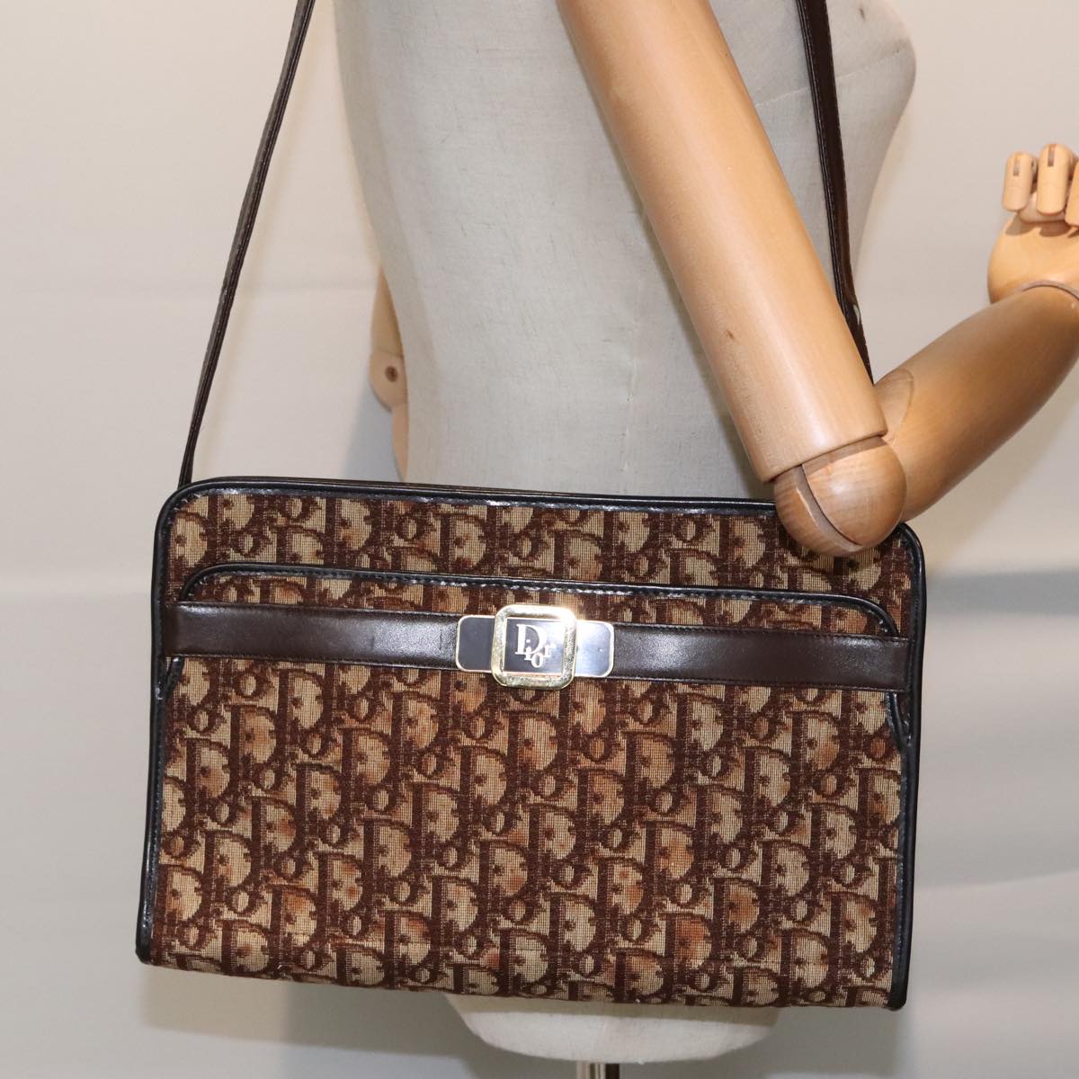 Christian Dior Trotter Canvas Shoulder Bag Brown Auth ep5964