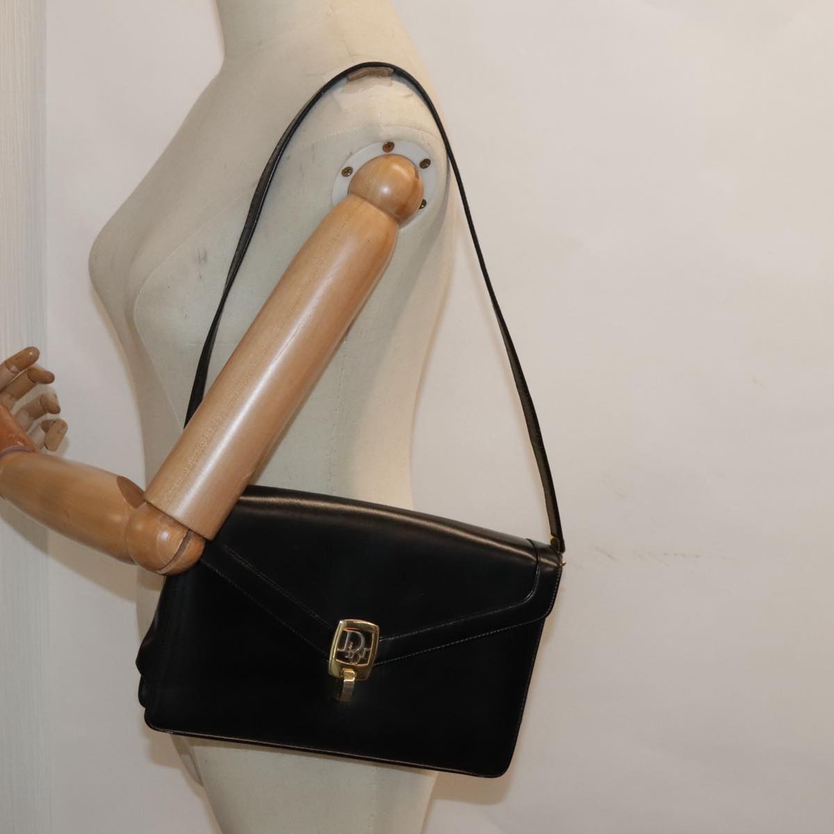 Christian Dior Shoulder Bag Leather Black Gold Auth ep5971