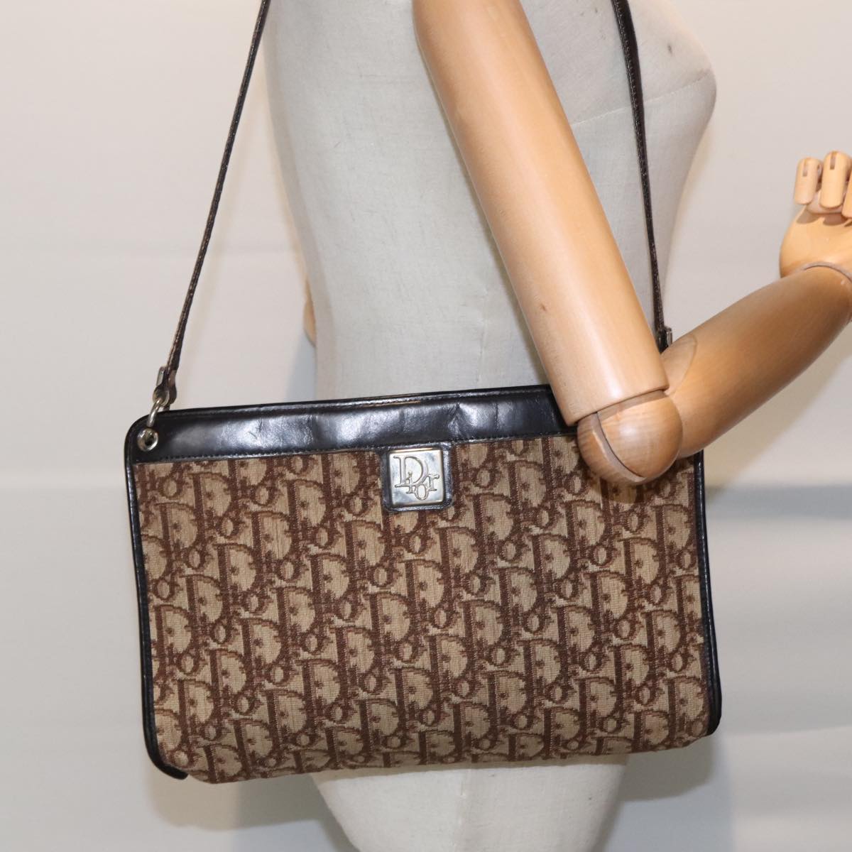 Christian Dior Trotter Canvas Shoulder Bag Brown Auth ep5983