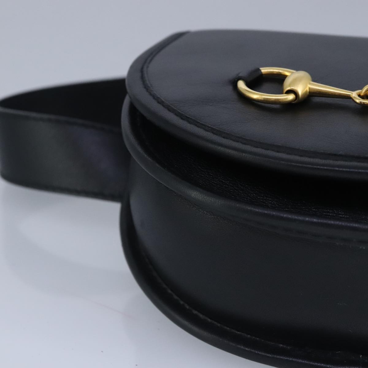 GUCCI Waist bag Leather Black Gold Auth ep6019