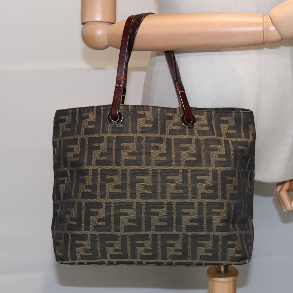 FENDI Zucca Canvas Tote Bag Brown Silver Auth ep6043