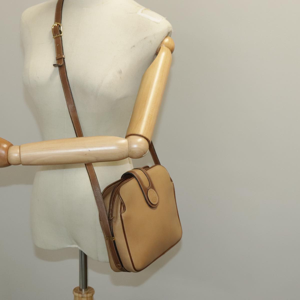 CELINE Shoulder Bag Leather Gold Brown Auth ep6098