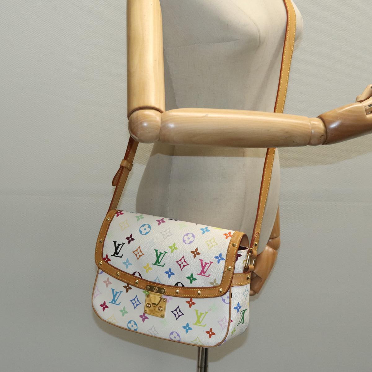 LOUIS VUITTON Monogram Multicolor Sologne Shoulder Bag White M92661 Auth ep6396