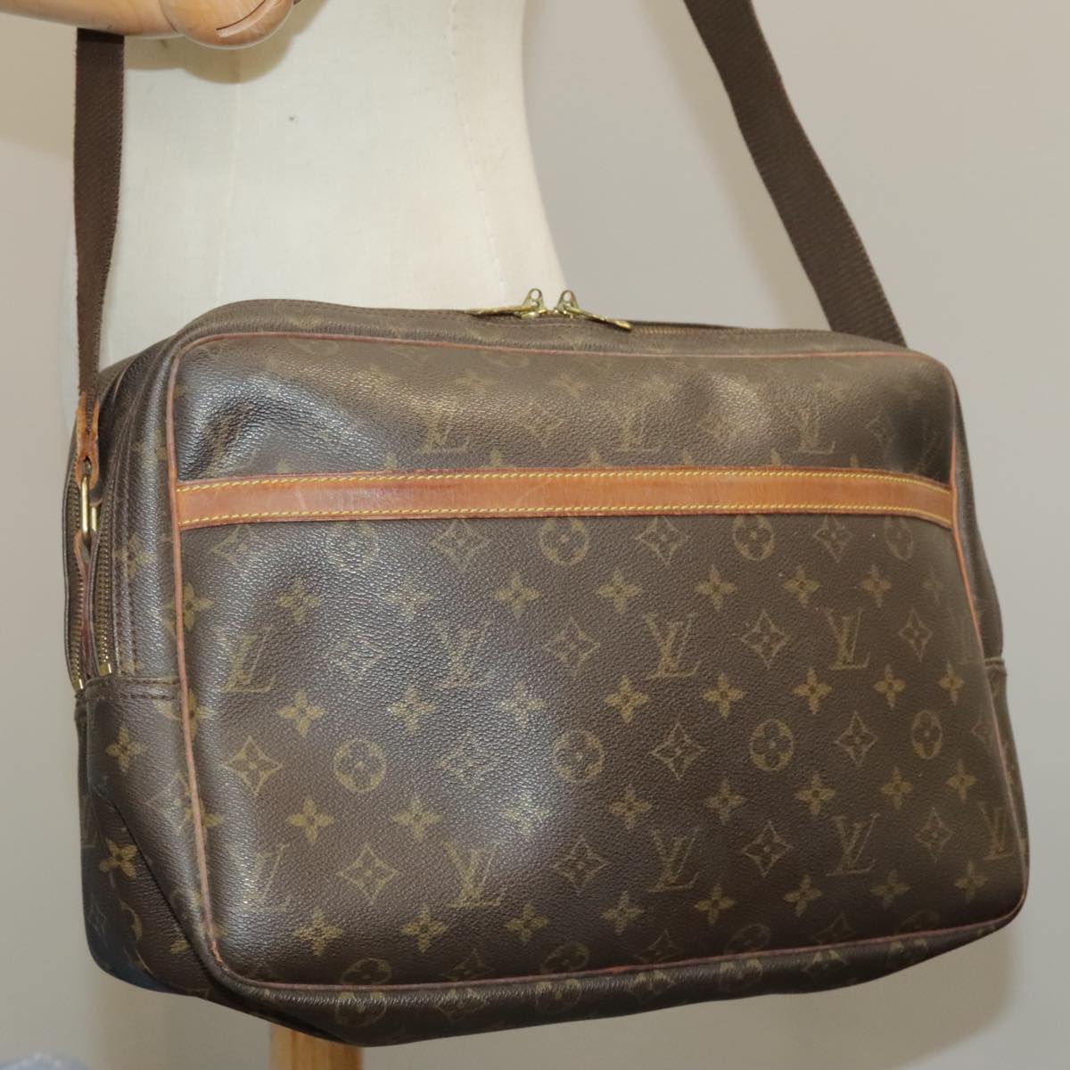 LOUIS VUITTON Monogram Reporter GM Shoulder Bag M45252 LV Auth ep6518