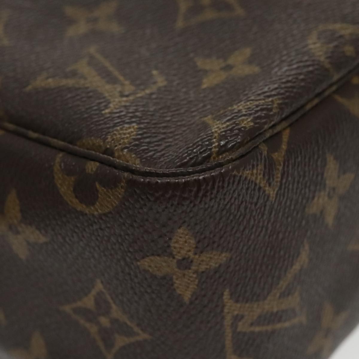 LOUIS VUITTON Monogram Trousse Toilette 28 Clutch Bag M47522 LV Auth ep6520