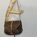 LOUIS VUITTON Monogram Saumur 35 Shoulder Bag M42254 LV Auth ep8253-28
