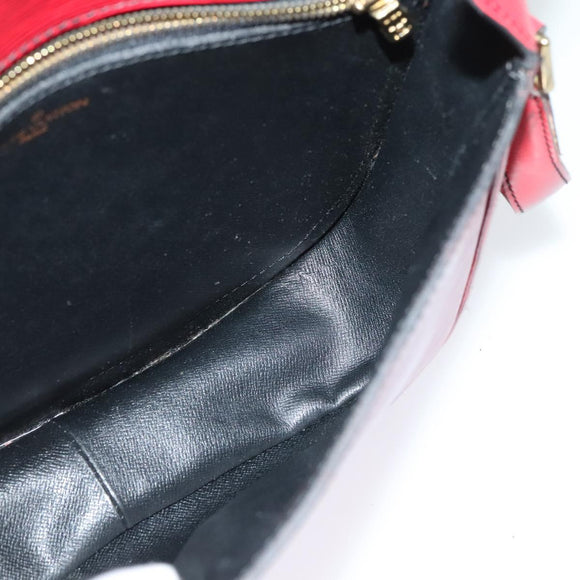 LOUIS VUITTON Epi Saint Cloud GM Shoulder Bag Red M52197 LV Auth ep8256