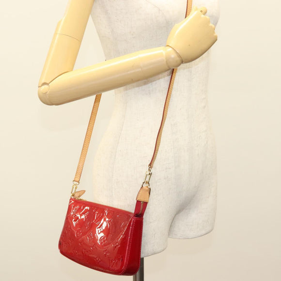 LOUIS VUITTON Vernis Pochette Accessoires Pomme D'amour M91577 LV Auth ep9386