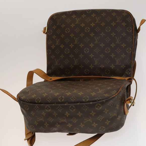 LOUIS VUITTON Monogram Saumur 35 Shoulder Bag M42254 LV Auth ep9649