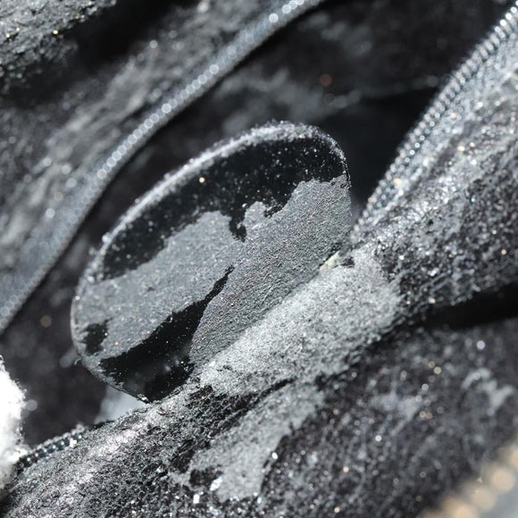 GUCCI Shoulder Bag Patent leather Black Gold Auth ep9690