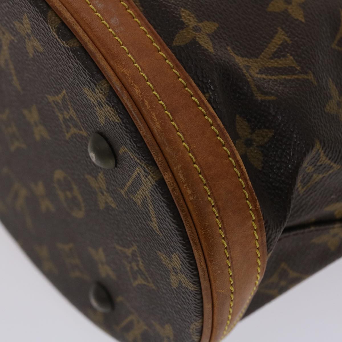 LOUIS VUITTON Monogram Bucket PM Shoulder Bag M42238 LV Auth fm2498