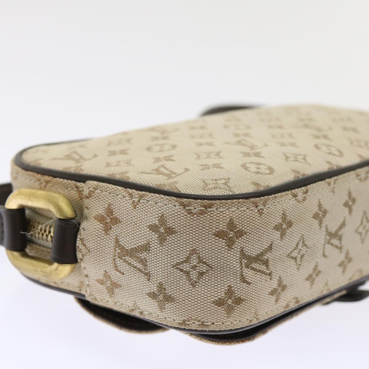 LOUIS VUITTON Monogram Mini Juliet MM Shoulder Bag Khaki M92218 LV Auth fm2508