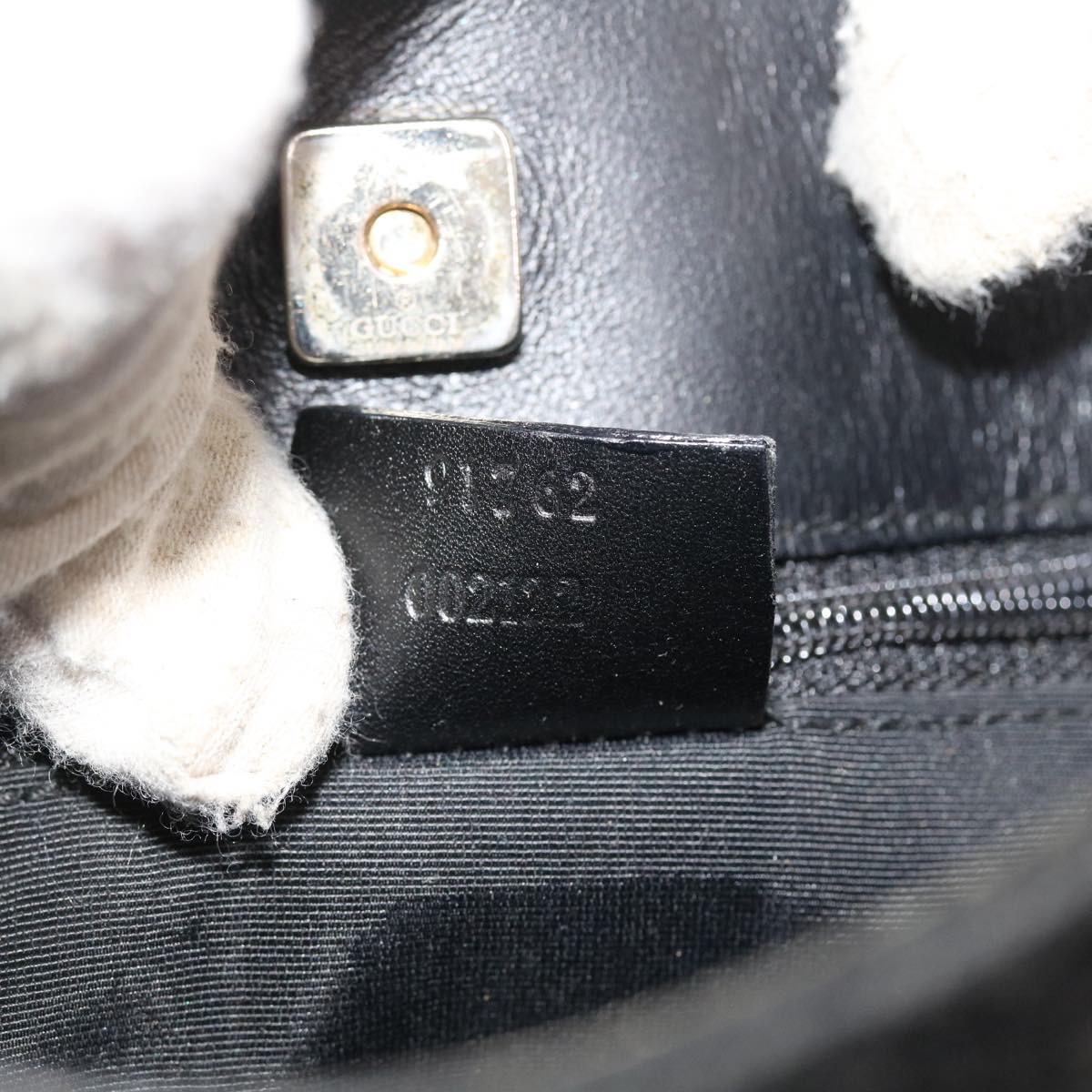 GUCCI GG Canvas Shoulder Bag Black 91762 Auth fm2789