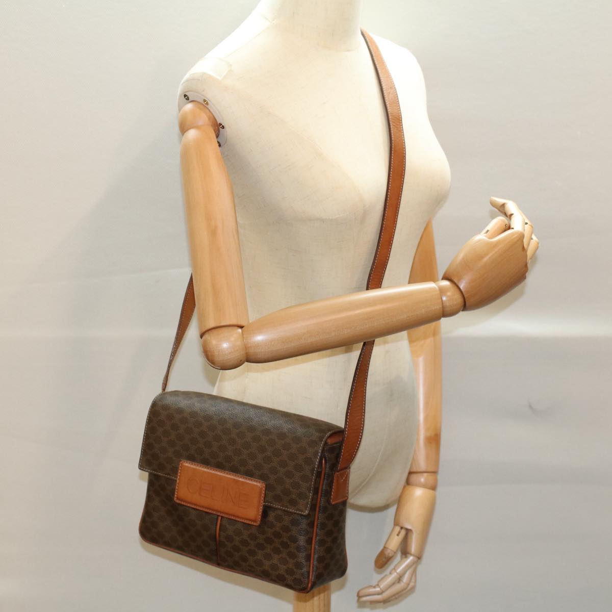 CELINE Macadam Canvas Shoulder Bag PVC Leather Brown Auth fm2799