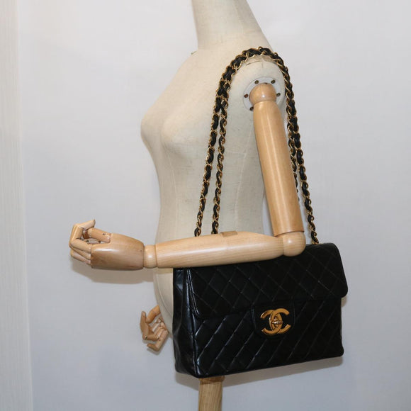 CHANEL Big Matelasse Chain Shoulder Bag Leather Black CC Auth fm2835V