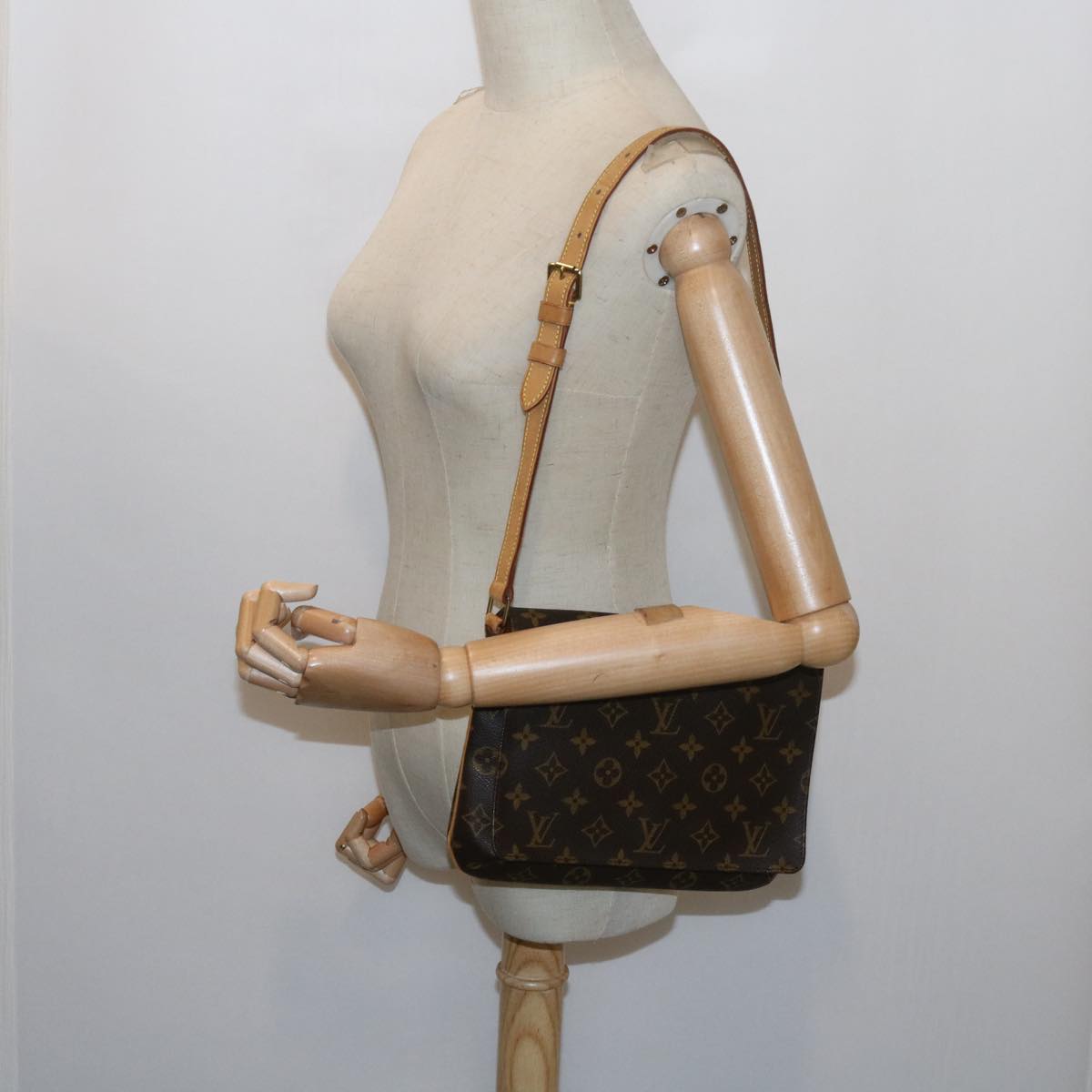 LOUIS VUITTON Monogram Musette Tango Short Strap Shoulder Bag M51257 Auth fm3008