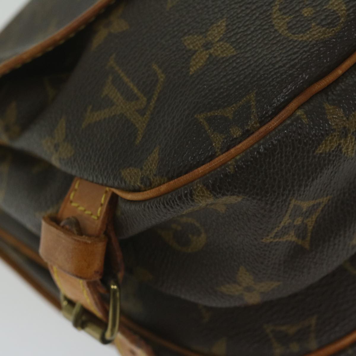 LOUIS VUITTON Monogram Saumur 30 Shoulder Bag M42256 LV Auth fm3047