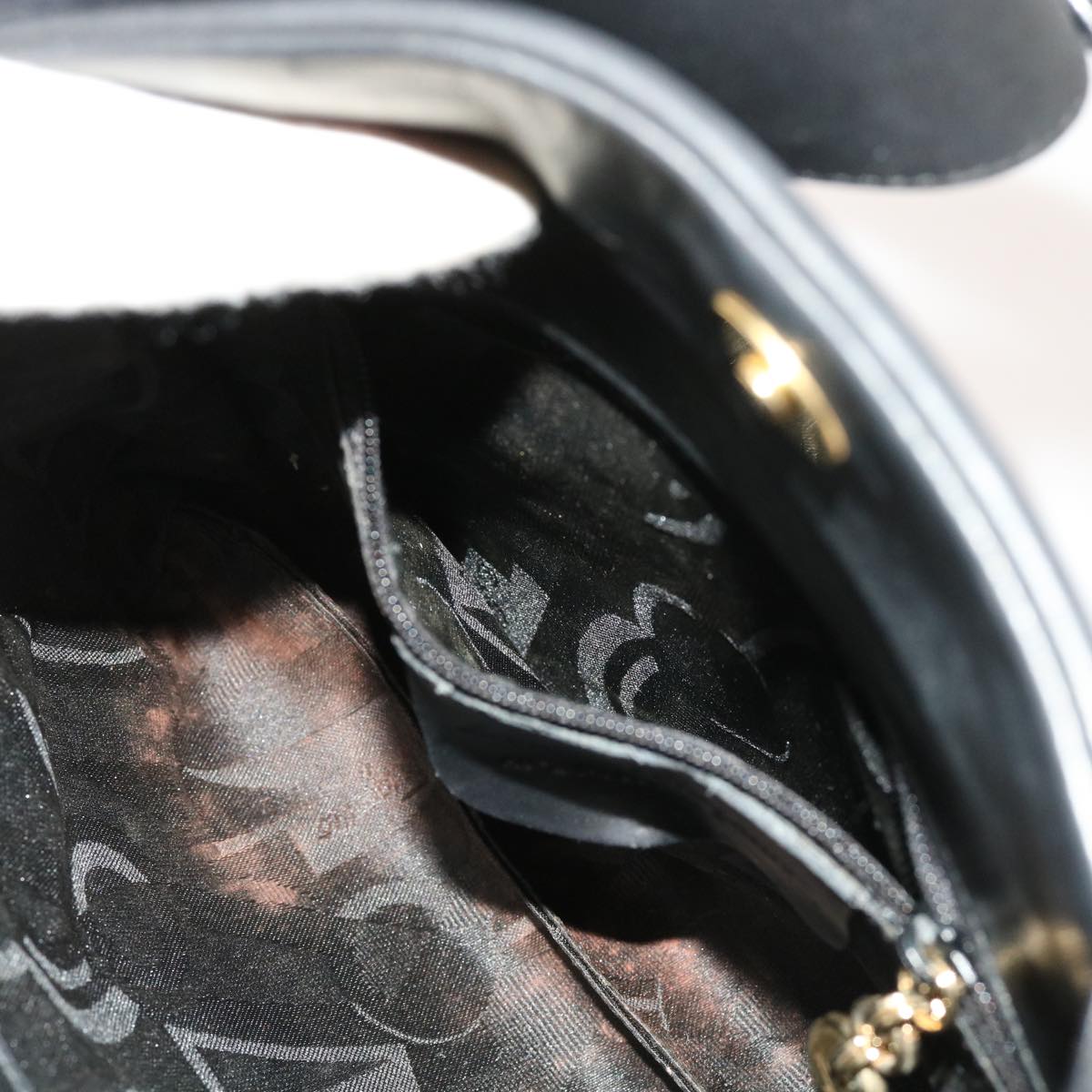 Salvatore Ferragamo Shoulder Bag Leather Black Auth fm3109