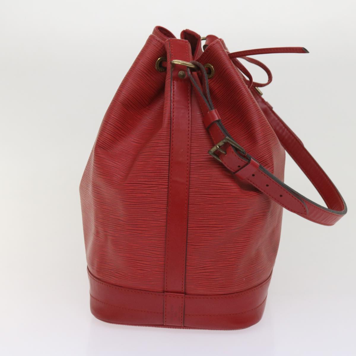 LOUIS VUITTON Epi Noe Shoulder Bag Red M44007 LV Auth fm3119