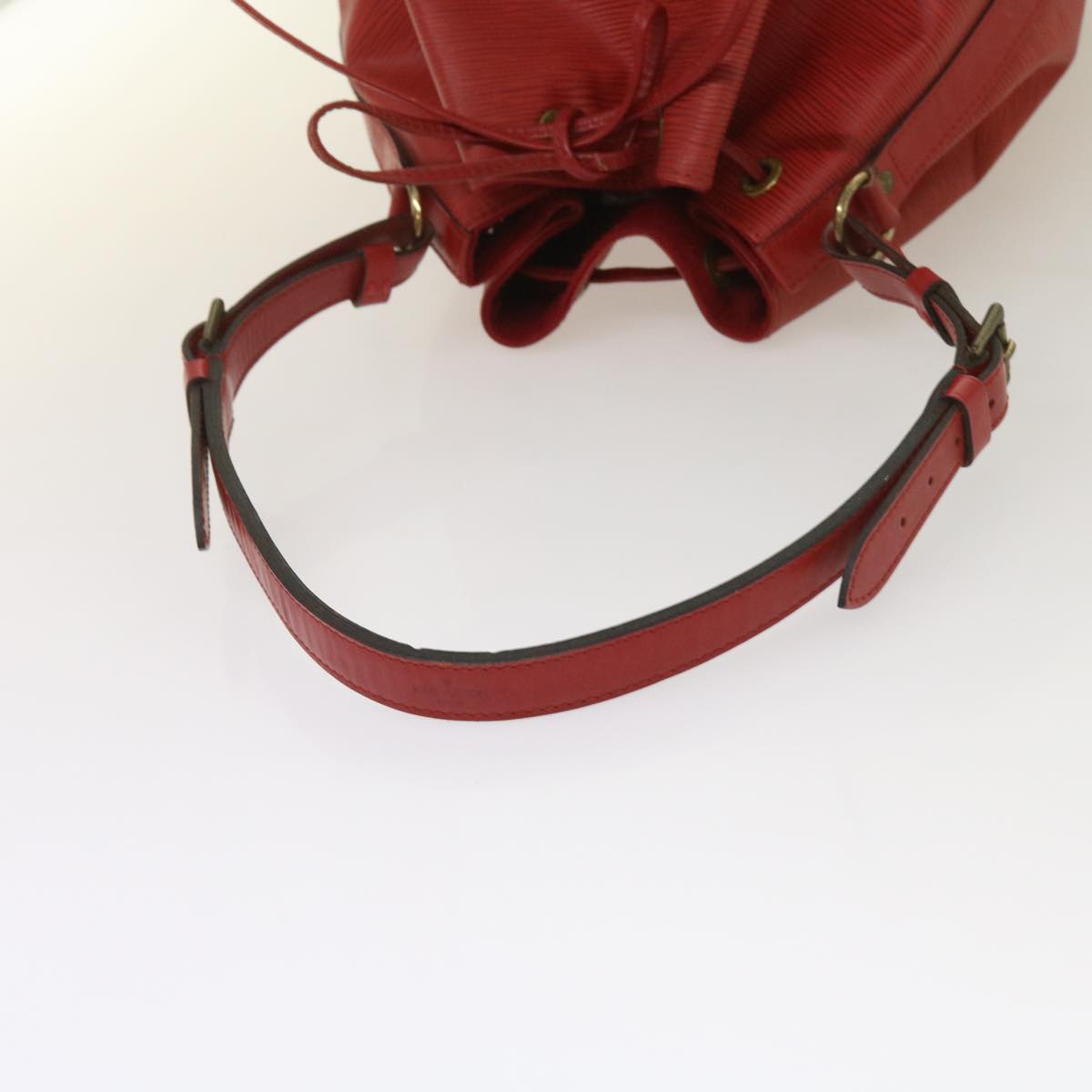 LOUIS VUITTON Epi Noe Shoulder Bag Red M44007 LV Auth fm3119