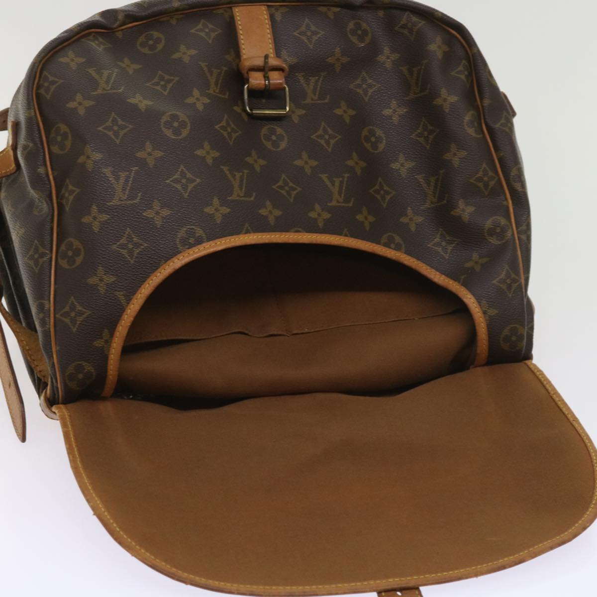 LOUIS VUITTON Monogram Saumur 35 Shoulder Bag M42254 LV Auth fm3127