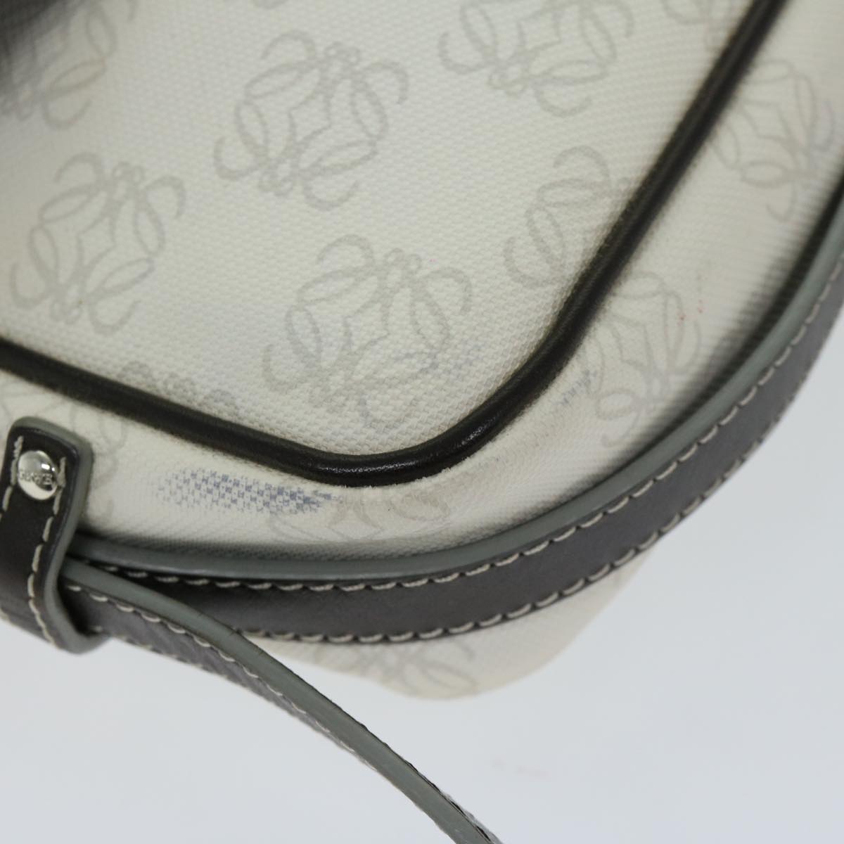 LOEWE Anagram Shoulder Bag PVC White Auth fm3203