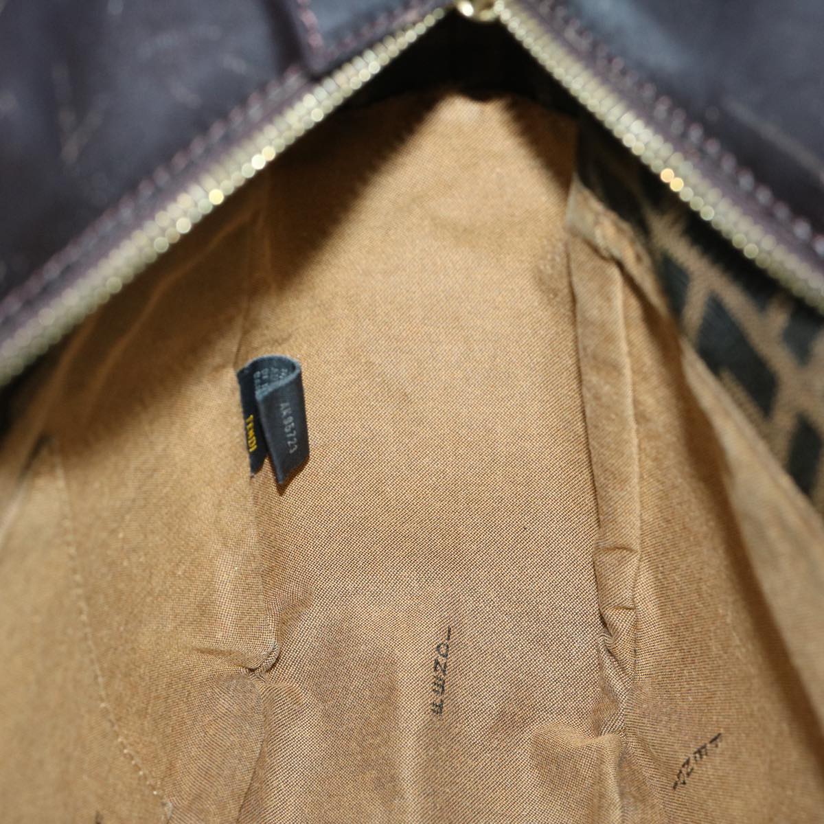 FENDI Zucca Canvas Shoulder Bag Black Brown Auth fm3246