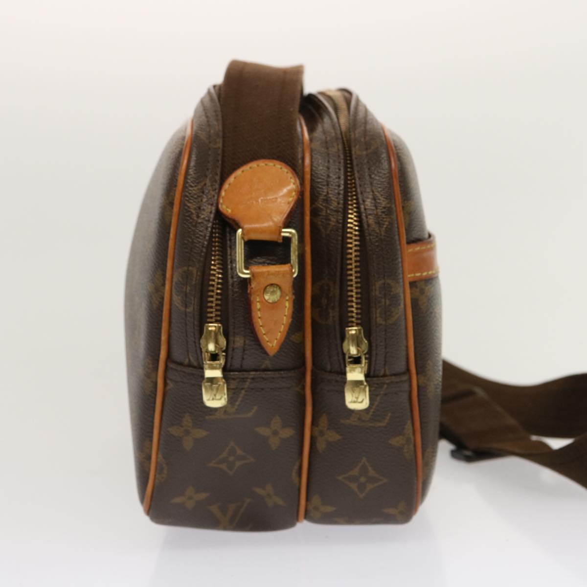 LOUIS VUITTON Monogram Reporter PM Shoulder Bag M45254 LV Auth fm3324