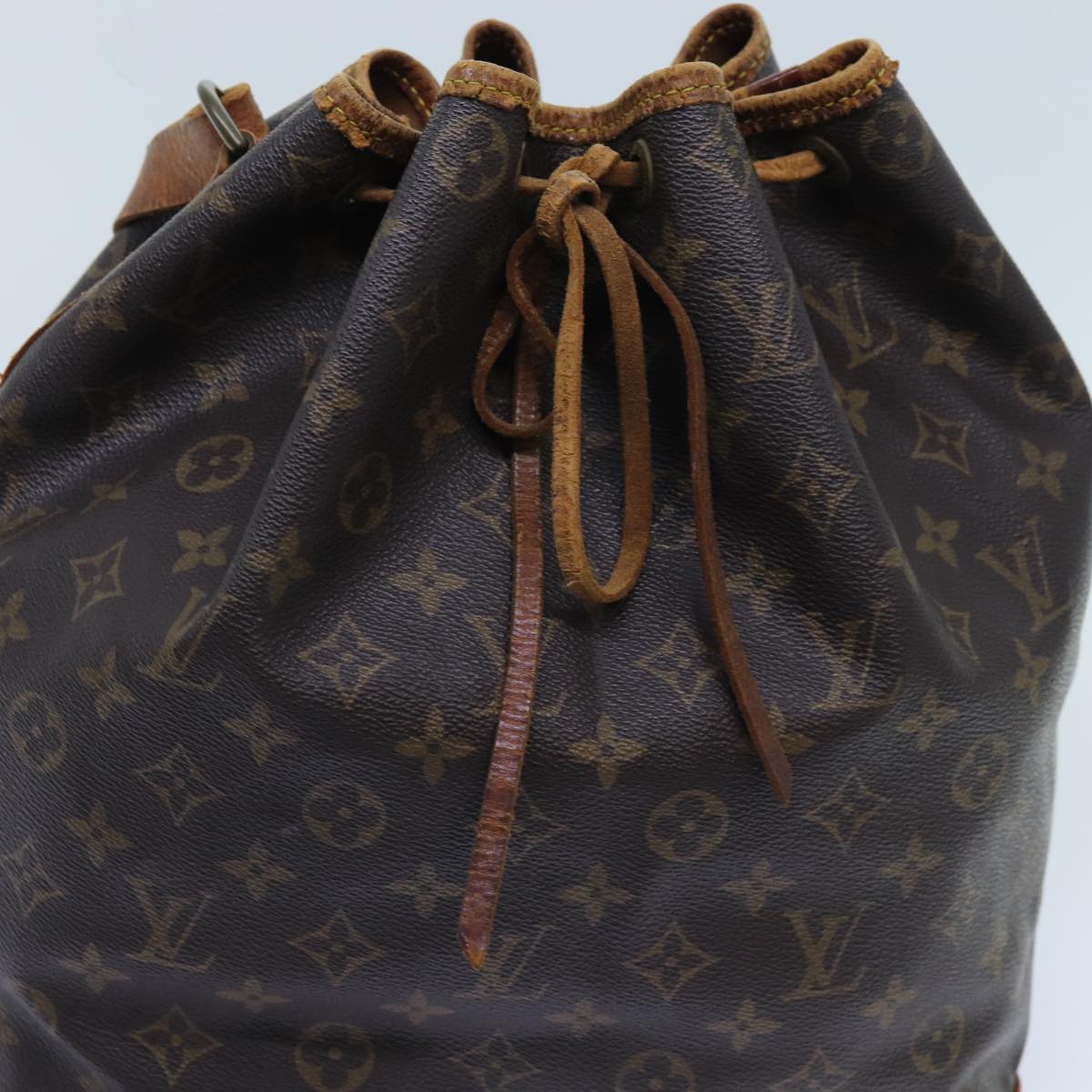 LOUIS VUITTON Monogram Noe Shoulder Bag M42224 LV Auth fm3326