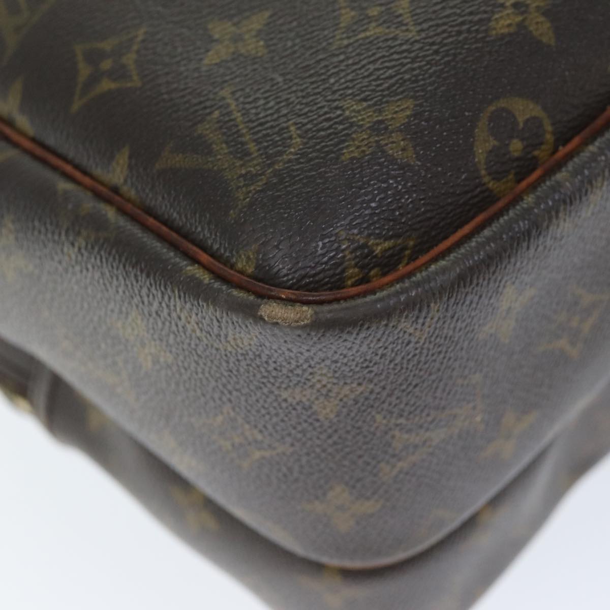 LOUIS VUITTON Monogram Reporter GM Shoulder Bag M45252 LV Auth fm3400