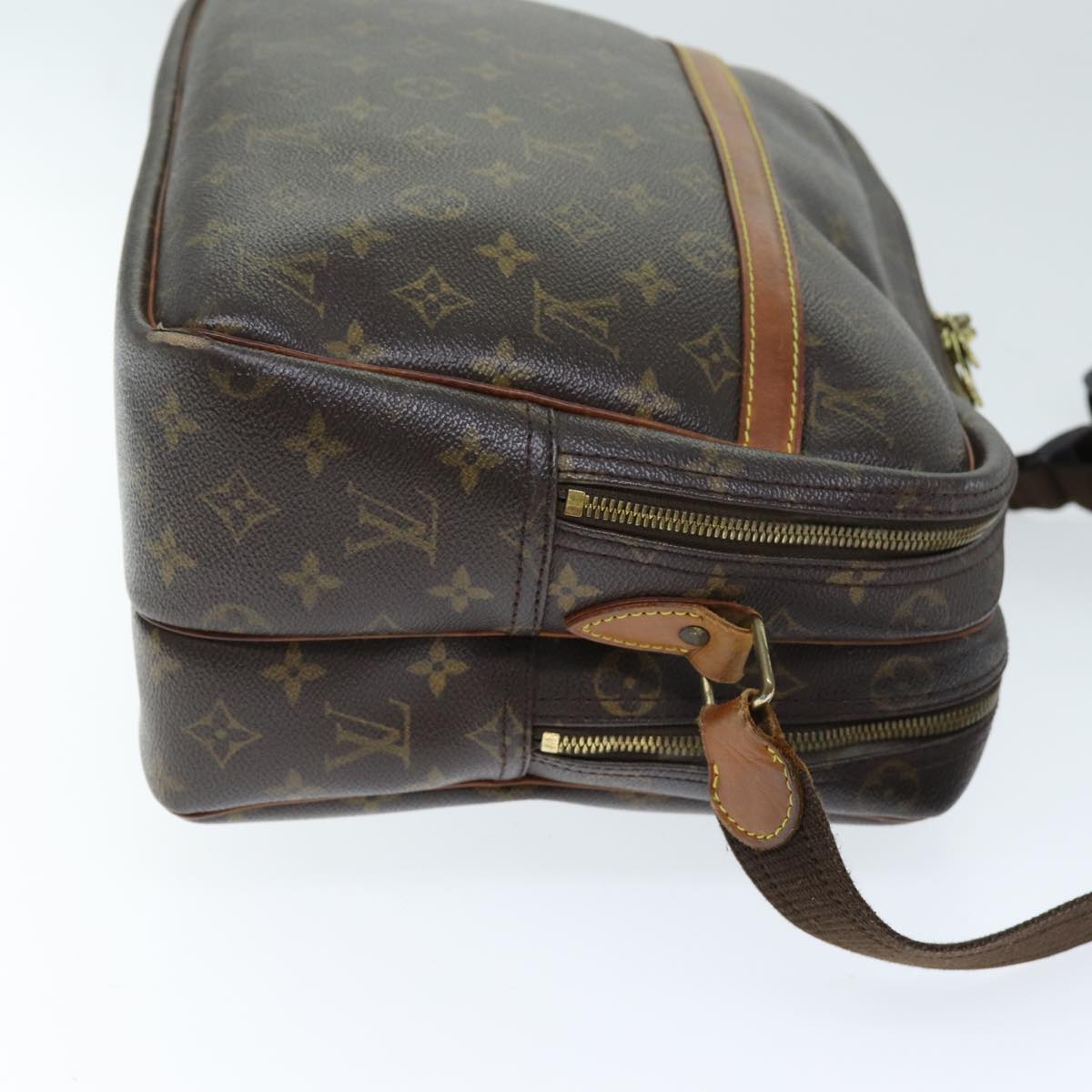 LOUIS VUITTON Monogram Reporter GM Shoulder Bag M45252 LV Auth fm3400