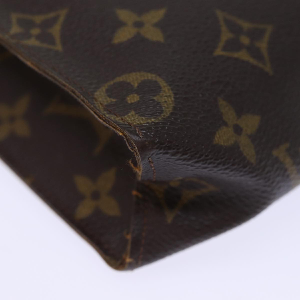 LOUIS VUITTON Monogram Poche Toilette 26 Pouch M47542 LV Auth fm3402