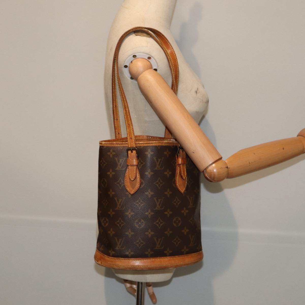 LOUIS VUITTON Monogram Bucket PM Shoulder Bag Vintage M42238 LV Auth fm3498