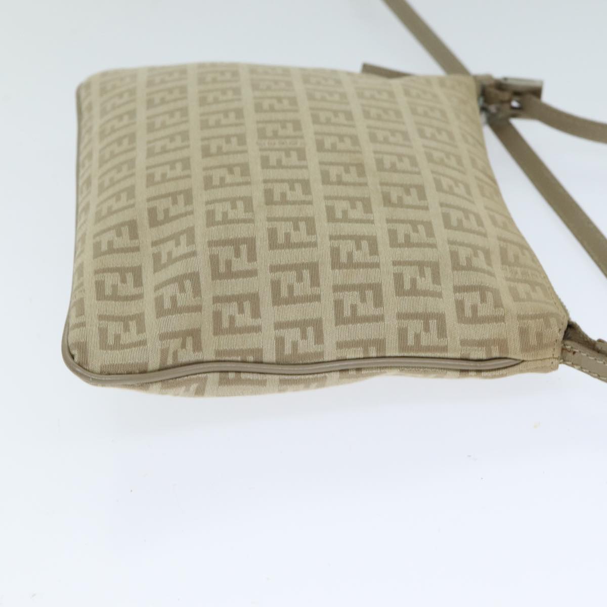 FENDI Zucchino Canvas Shoulder Bag Beige Auth fm3513