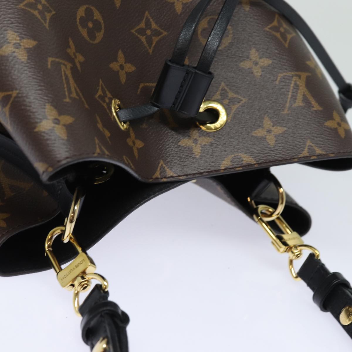 LOUIS VUITTON Monogram Neo Noe Shoulder Bag M45577 LV Auth fm3532A