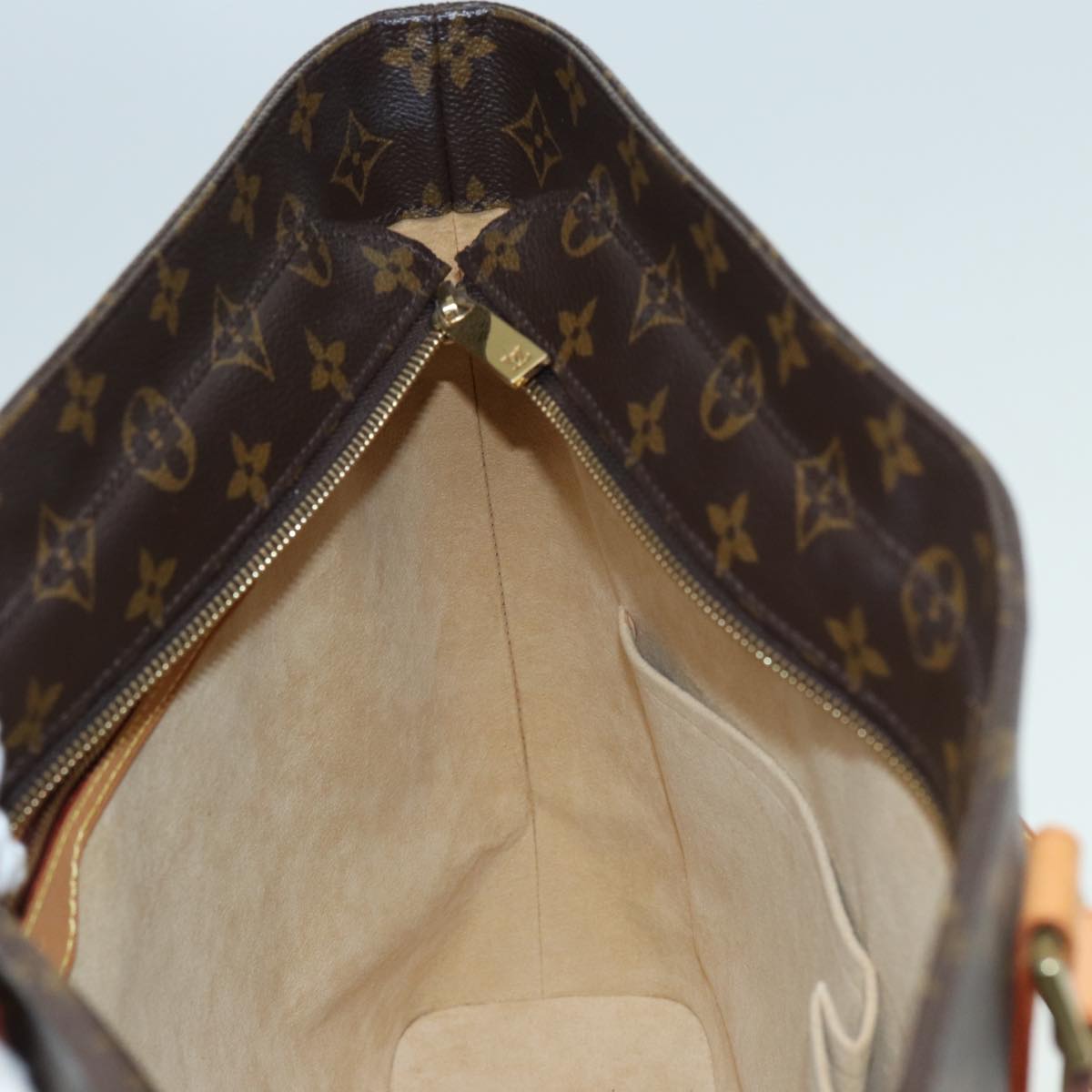 LOUIS VUITTON Monogram Luco Tote Bag M51155 LV Auth fm3607