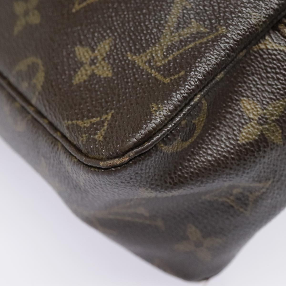 LOUIS VUITTON Monogram Trousse Toilette 28 Clutch Bag M47522 LV Auth fm3853