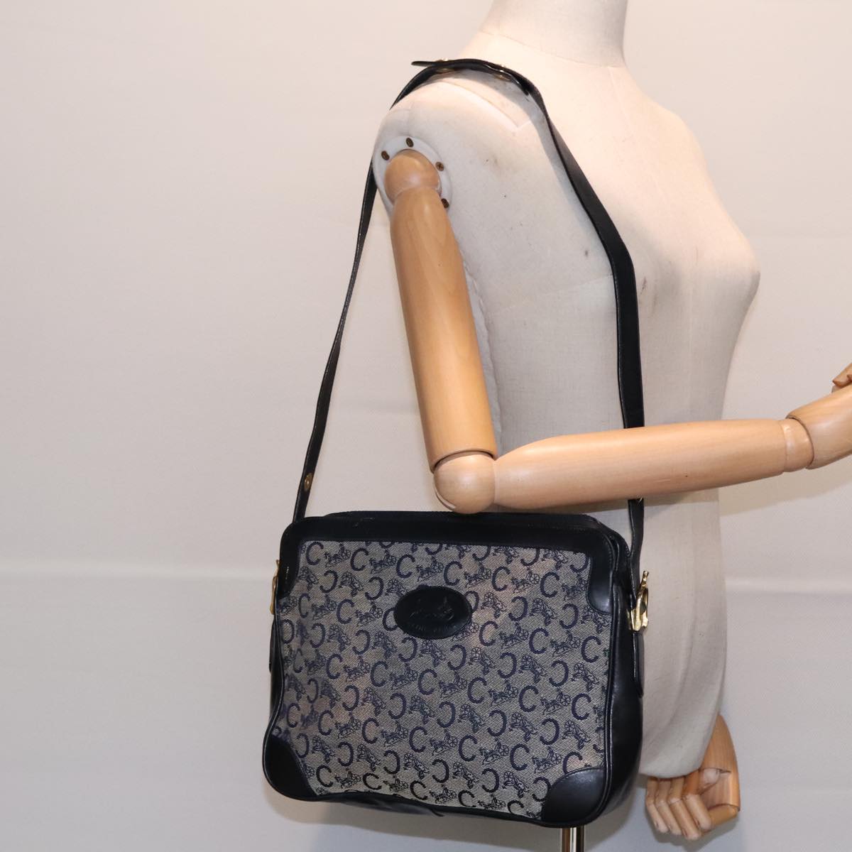 CELINE C Sulky Shoulder Bag Canvas Navy Gold Auth fm3869