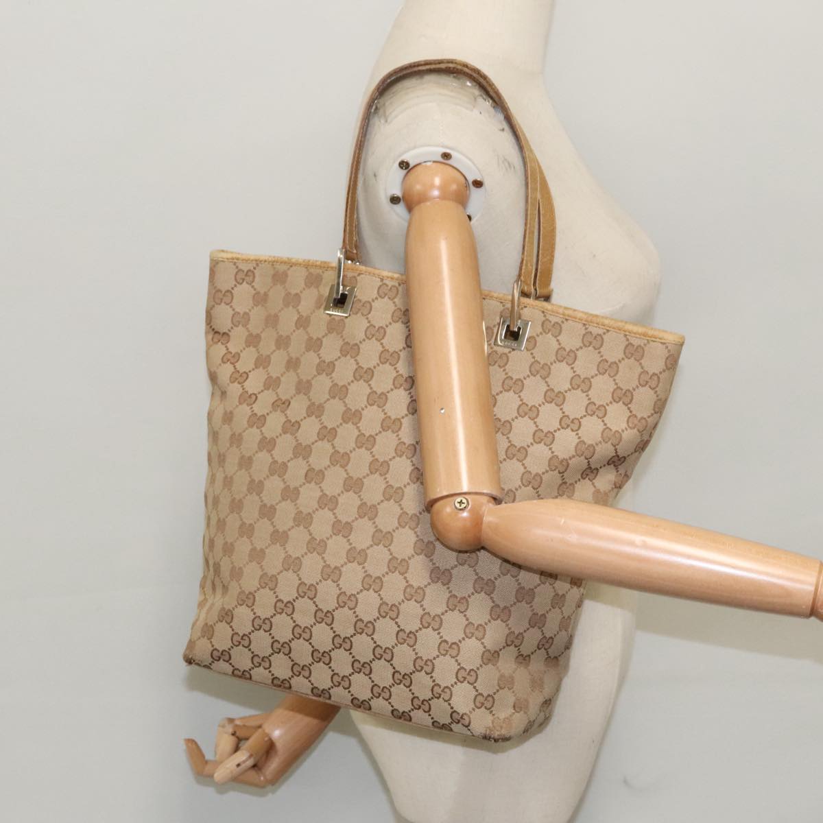 GUCCI GG Canvas Tote Bag Beige Gold 002 1098 3444 Auth fm4010