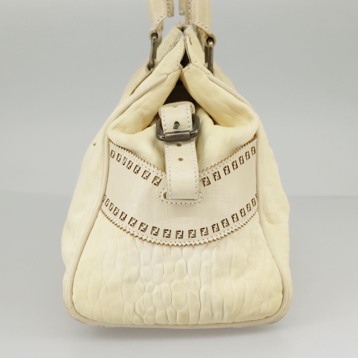 FENDI Hand Bag Leather Cream Auth fm4097