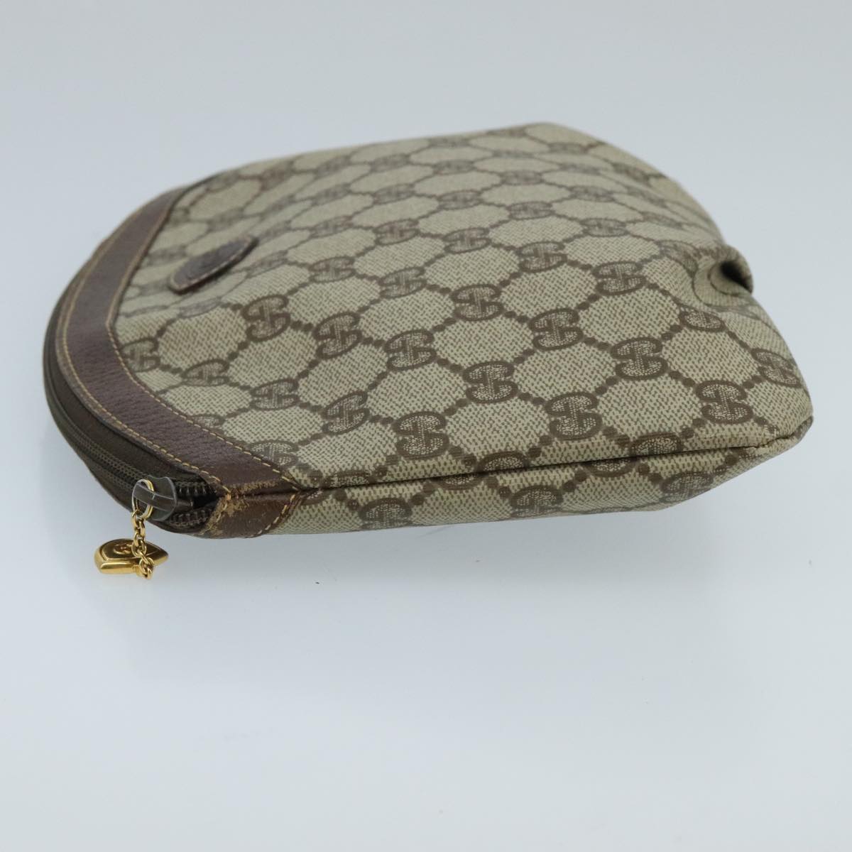 GUCCI GG Supreme Clutch Bag PVC Beige Auth fm4139