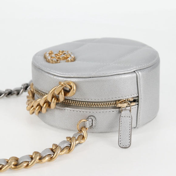 CHANEL Chain Chanel 19 Shoulder Bag Lamb Skin Gold Silver CC Auth fm4698M