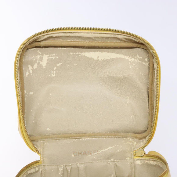 CHANEL COCO Mark Vanity Pouch Caviar Skin Yellow Gold CC Auth fm4842