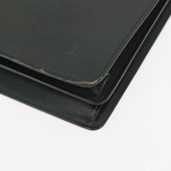 LOUIS VUITTON Taiga Serviette Moskova Business Bag Epicea M30034 LV Auth fm4903